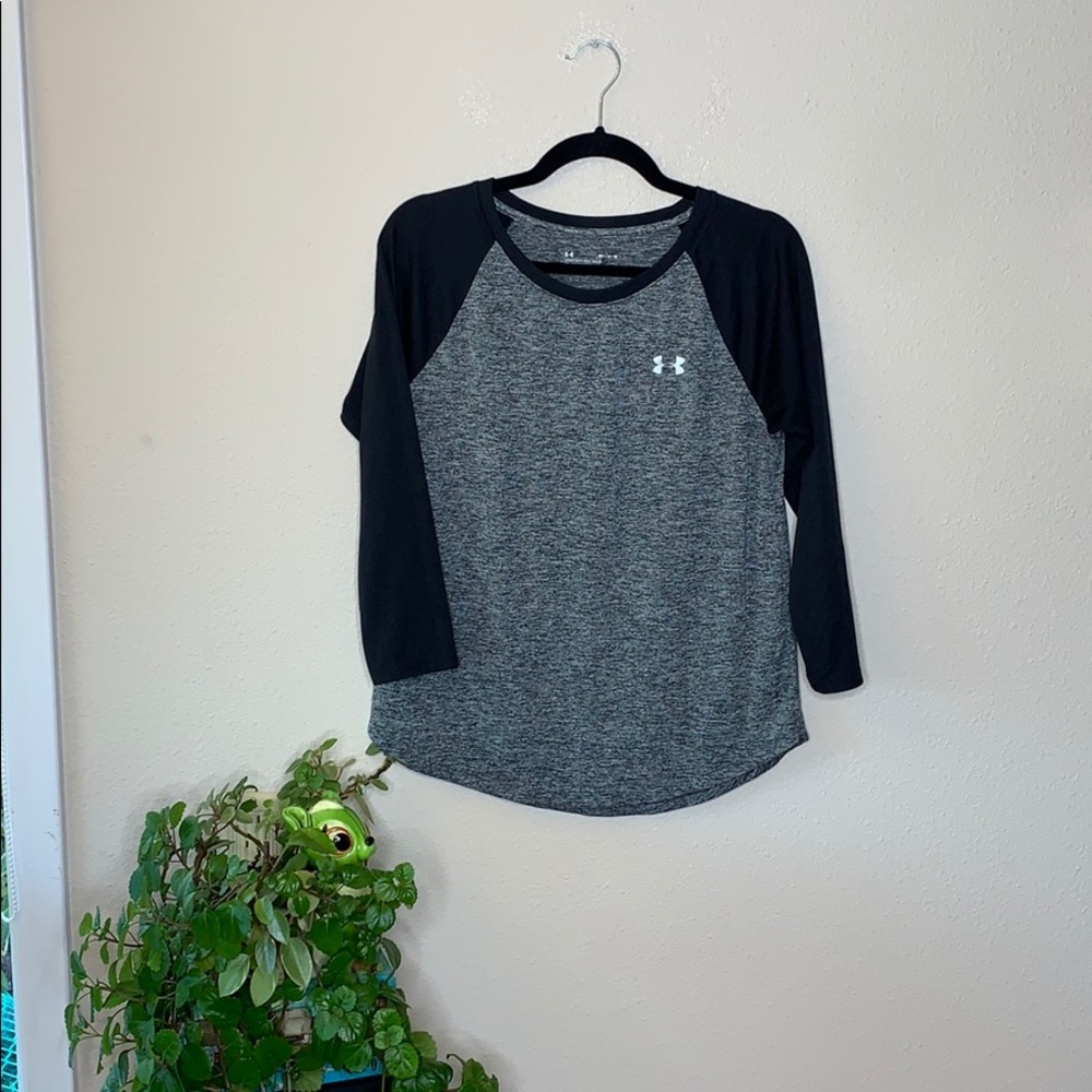 Under Armour 3/4 Sleeve Short Size M